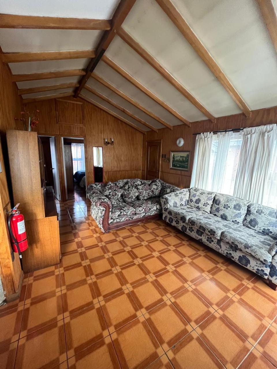 Cabanas Espanol Coyhaique Exterior photo
