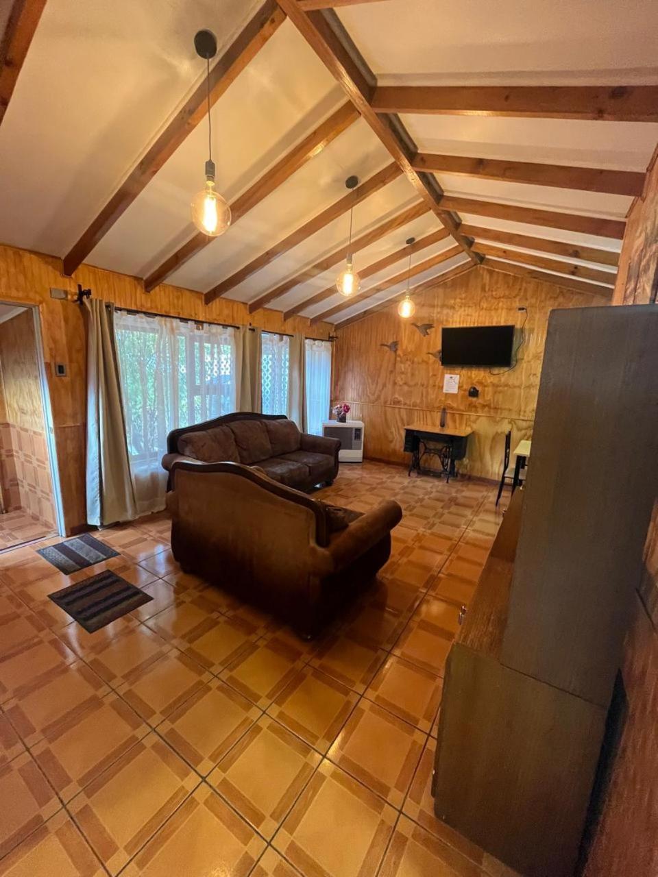 Cabanas Espanol Coyhaique Exterior photo